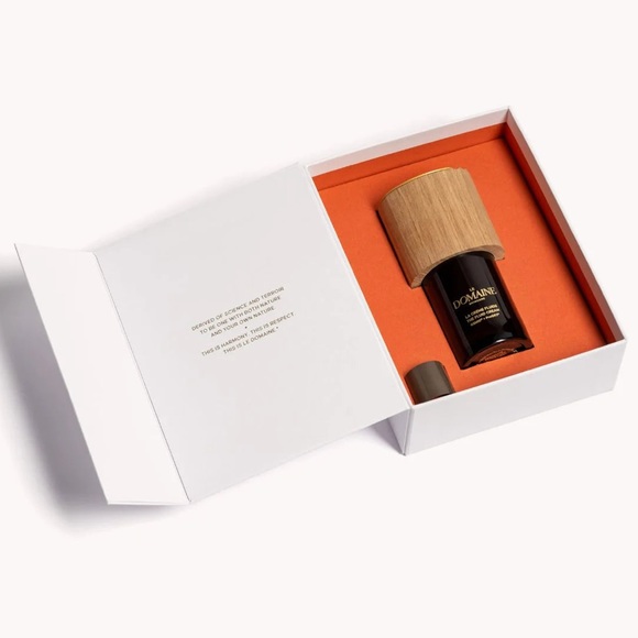 The Fluid Cream Brad Pitt’s Le Domaine Skincare - Picture 4 of 4